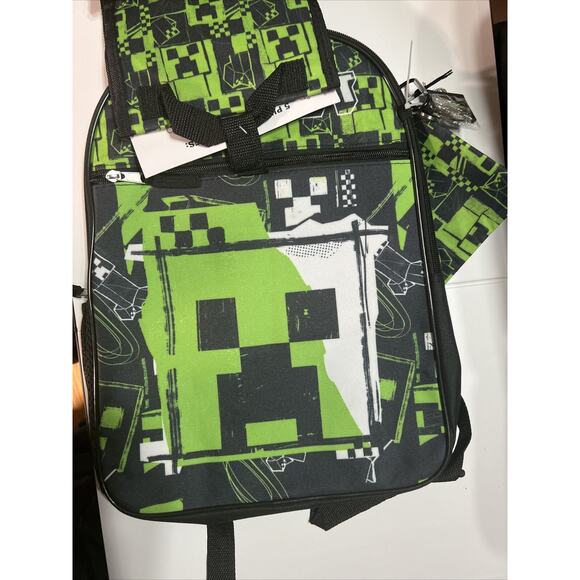 Kids Minecraft 5-Piece Backpack Set Set - Picture 2 of 5